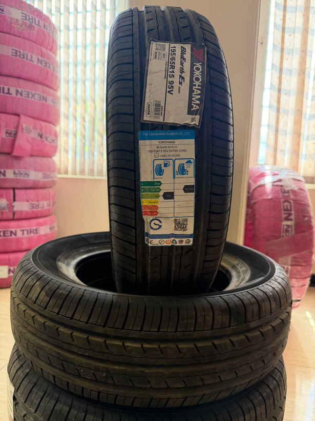 لاستیک یوکوهاما 195/65R15 95V XL مدل BluEarth-Es ES32